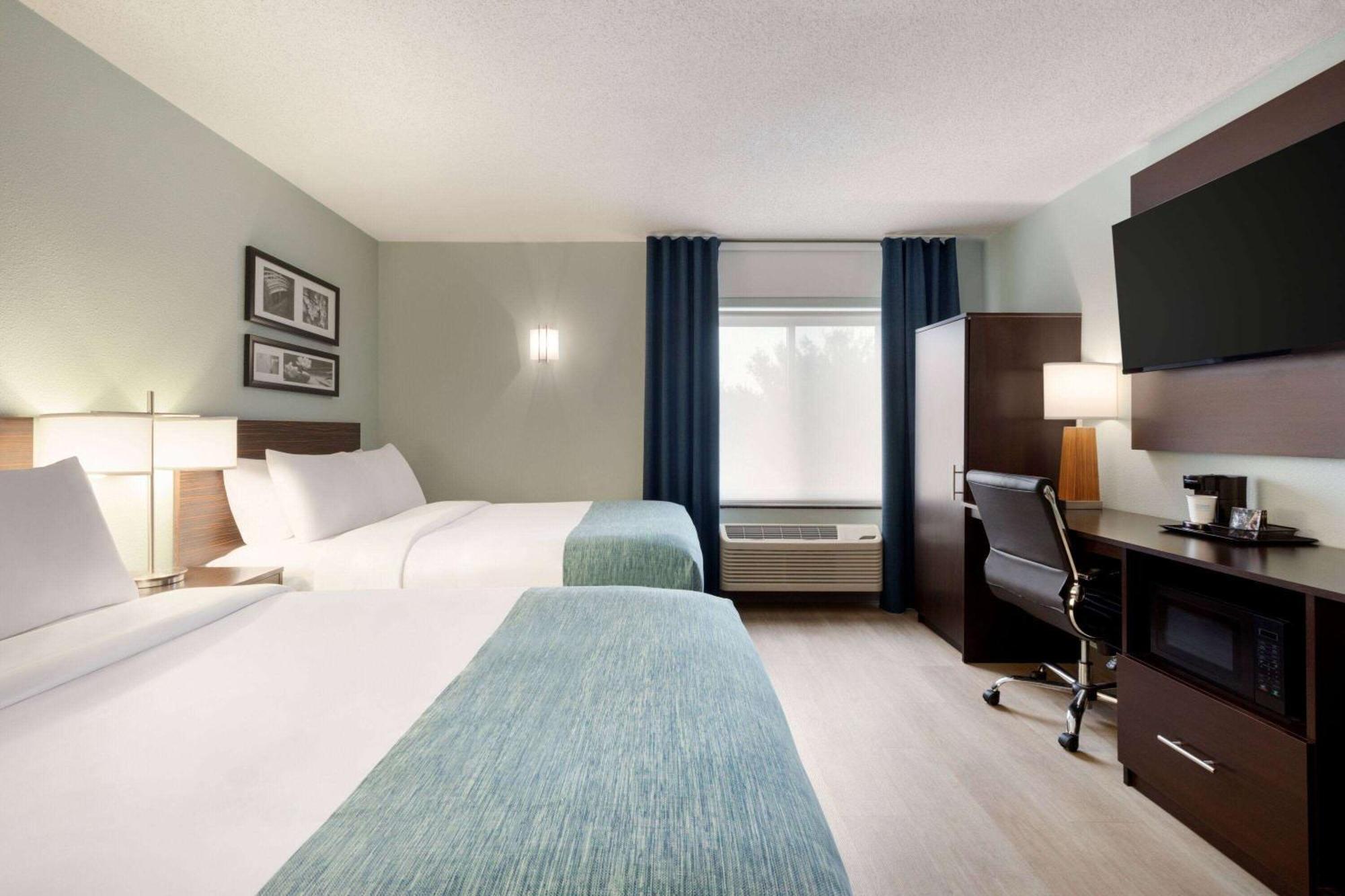 Wingate By Wyndham Salisbury Hotel Ngoại thất bức ảnh