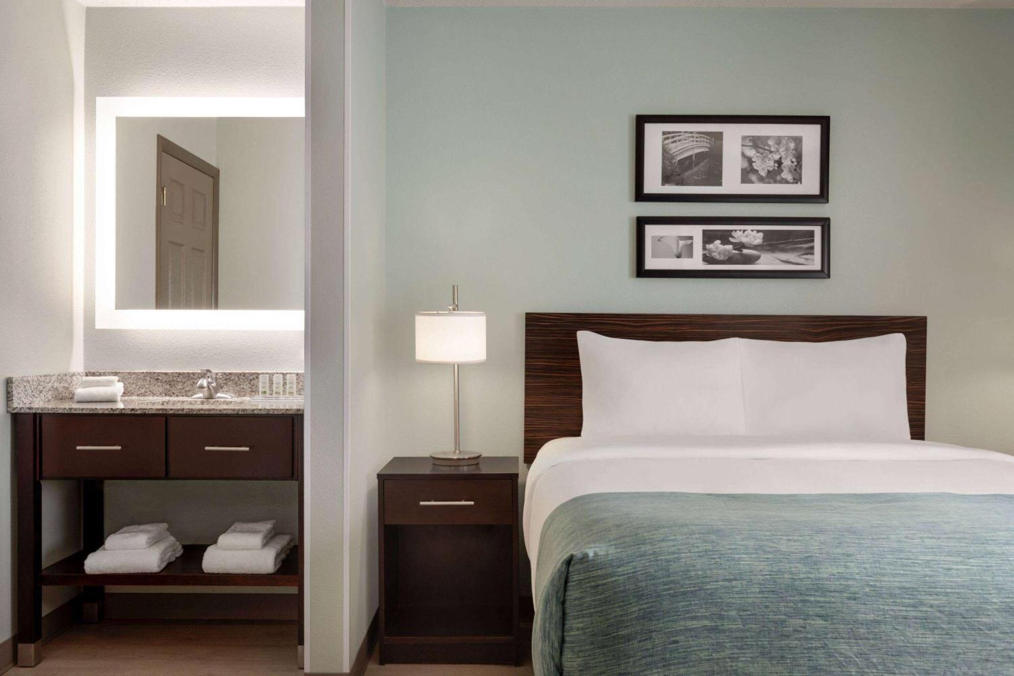 Wingate By Wyndham Salisbury Hotel Ngoại thất bức ảnh