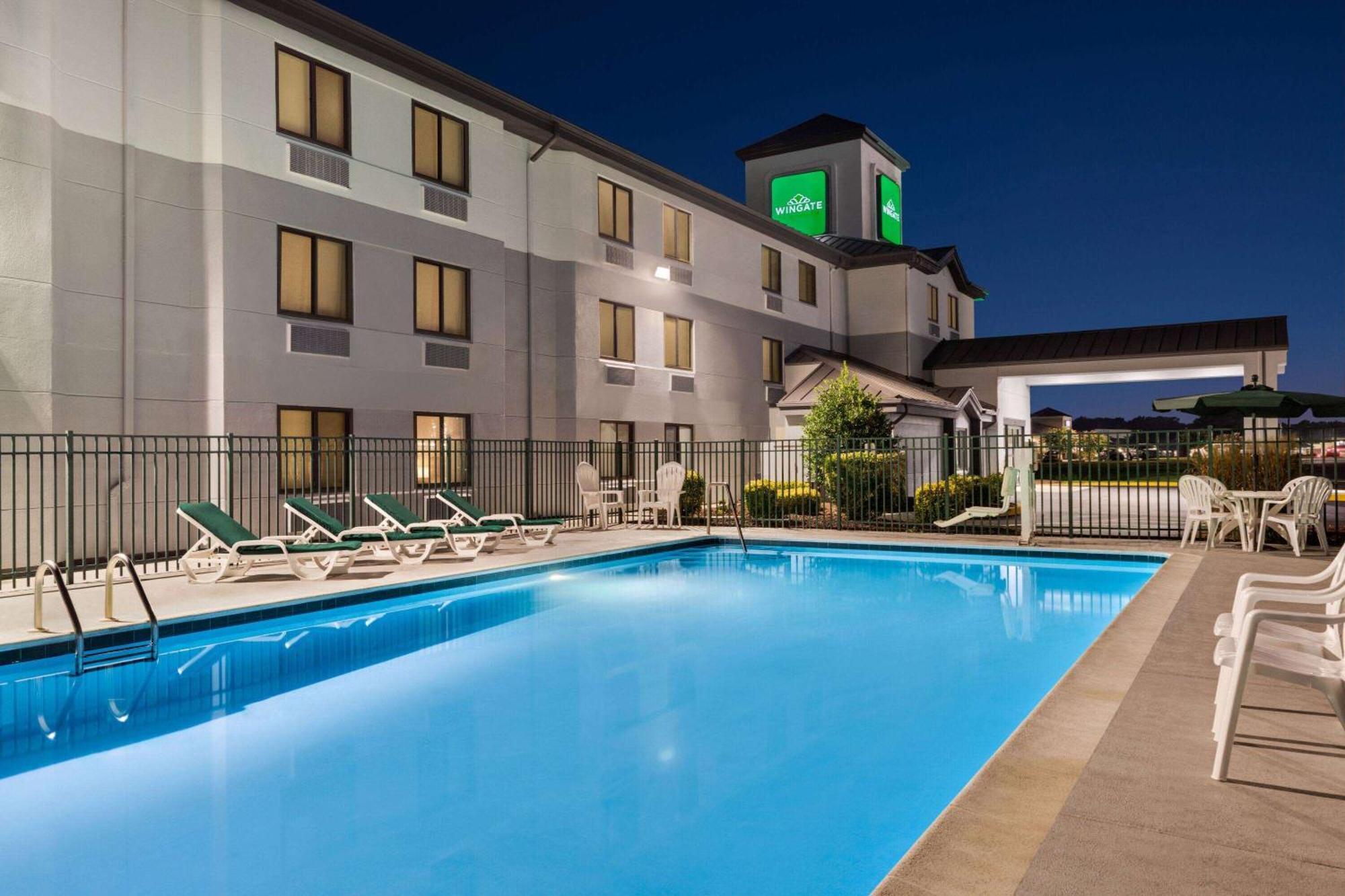 Wingate By Wyndham Salisbury Hotel Ngoại thất bức ảnh